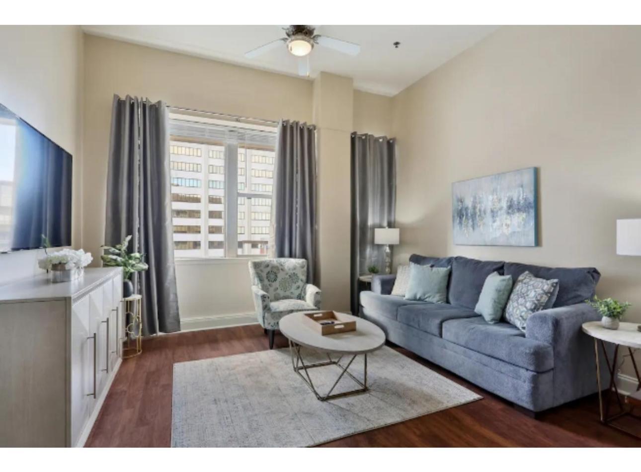 Amazing Condos Beautiful View 2 Blocks To French Quarter, Small Rooftop Pool, Gym, Seanger Theater, Super Dome, And Bourbon St New Orleans Room photo